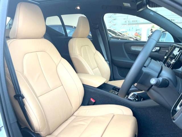 Volvo XC40 2021-11 180318-11
