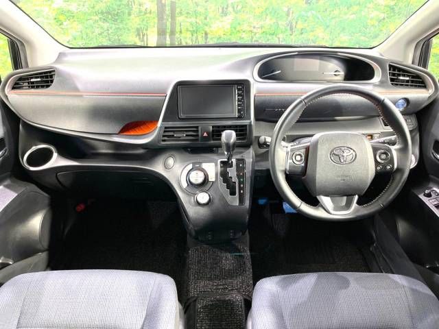 Toyota SIENTA 2015-12 180372-1