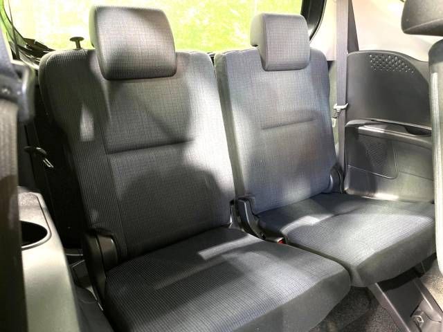 Toyota SIENTA 2015-12 180372-9