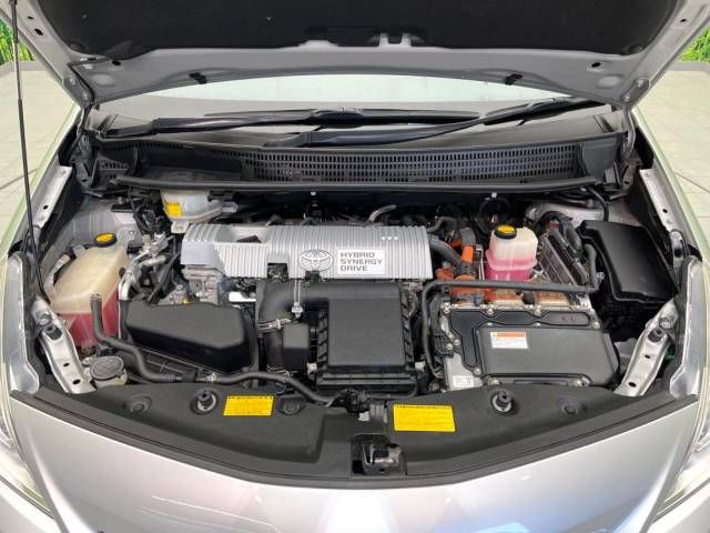 Toyota PRIUS ALPHA 2013-01 180361-19