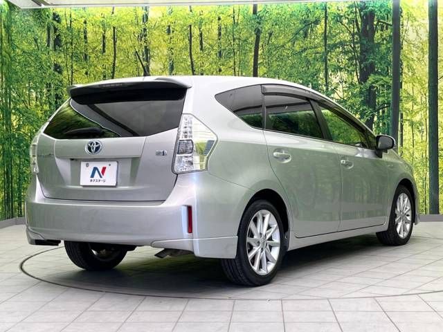 Toyota PRIUS ALPHA 2013-01 180361-18