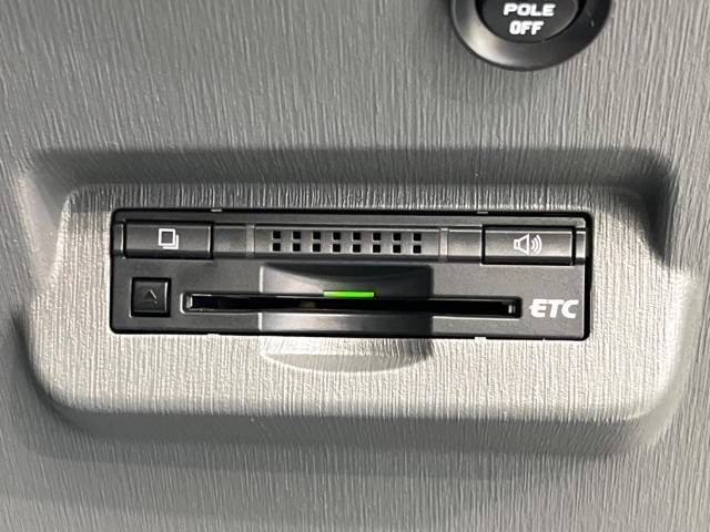 Toyota PRIUS ALPHA 2013-01 180361-4