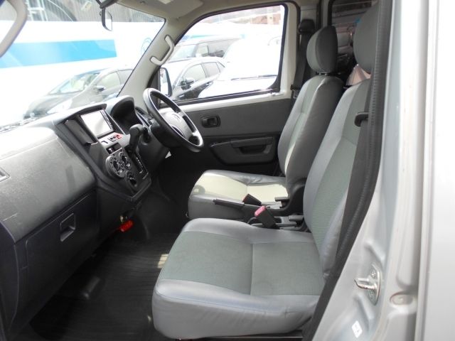 Toyota TOWNACE VAN 2016-01 180348-11