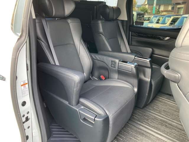 Toyota VELLFIRE 2018-02 180312-20