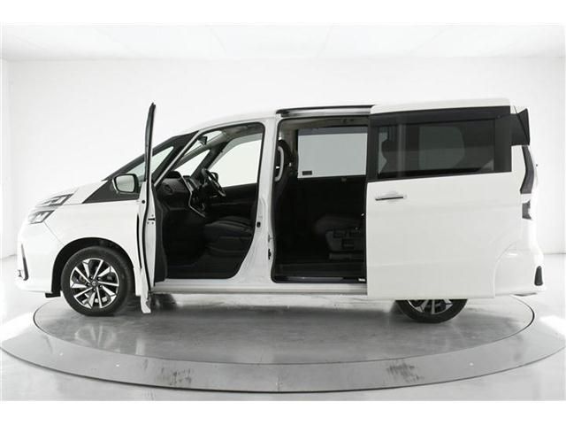 Nissan SERENA 2019-09 180306-5