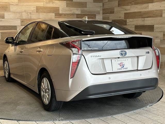 Toyota PRIUS 2016-10 180301-15