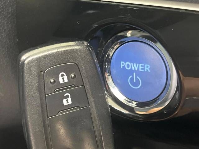 Toyota PRIUS 2016-10 180304-7