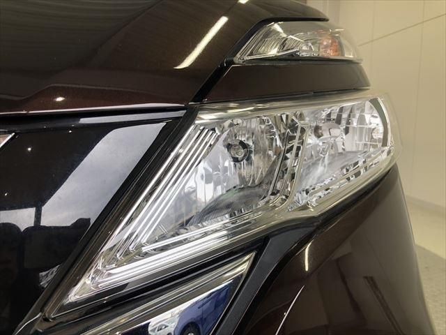Nissan SERENA 2017-09 180360-8
