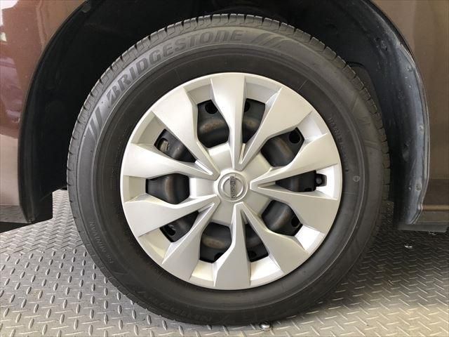Nissan SERENA 2017-09 180360-15