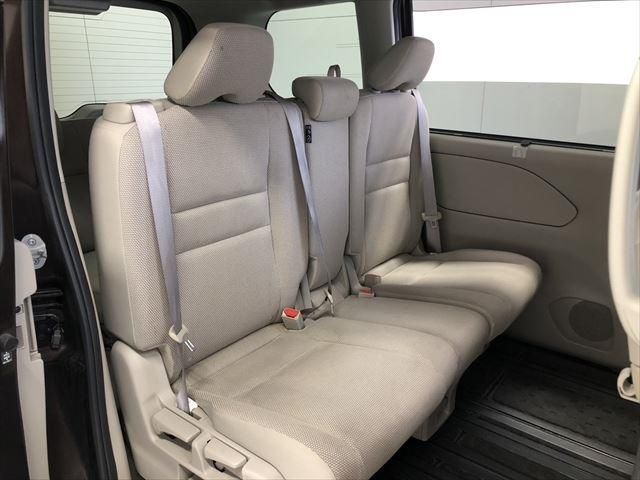 Nissan SERENA 2017-09 180360-18