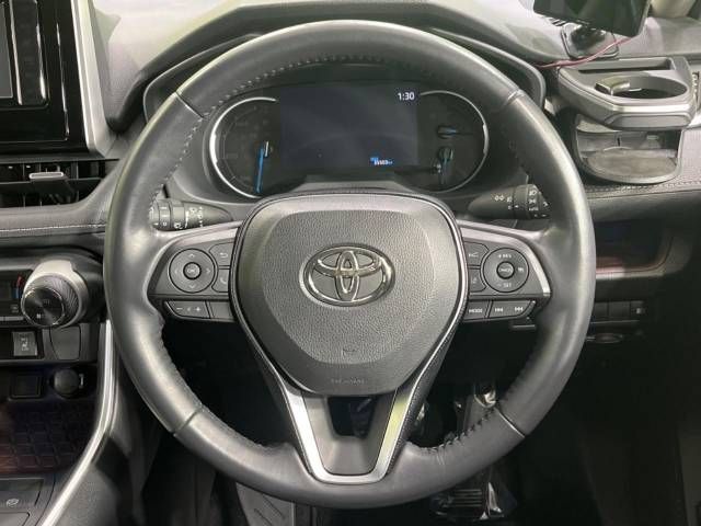 Toyota RAV4 2019-07 180363-11