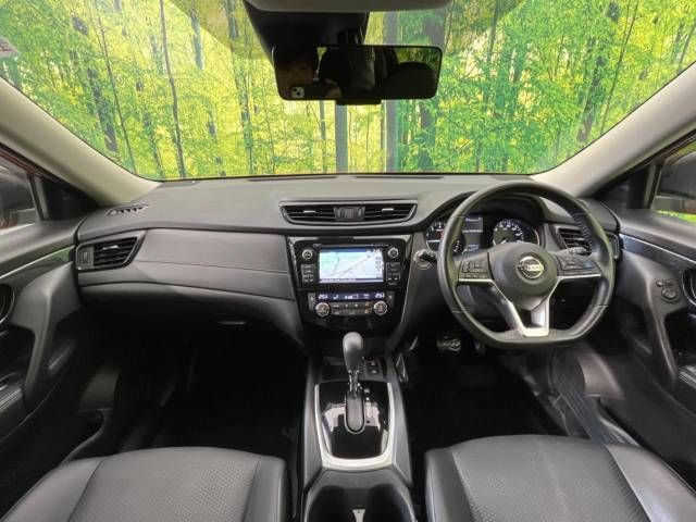 Nissan X-TRAIL 2018-01 180295-1