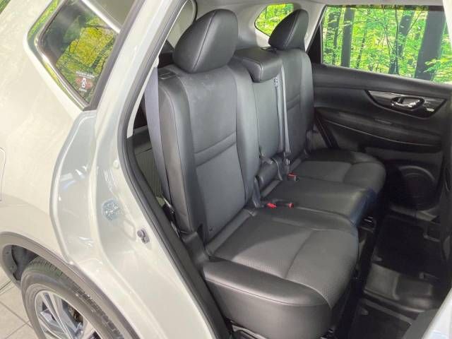 Nissan X-TRAIL 2018-01 180296-9