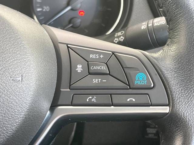 Nissan X-TRAIL 2018-01 180296-3