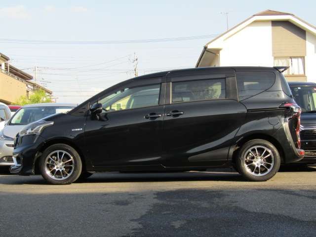 Toyota SIENTA 2016-01 180278-3