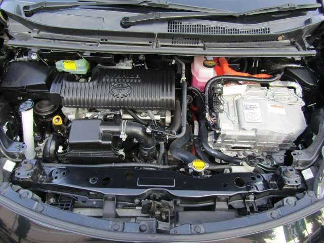 Toyota SIENTA 2016-01 180278-19