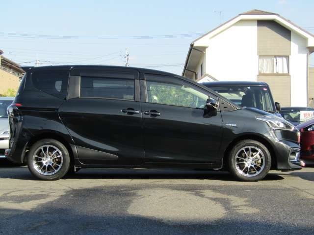 Toyota SIENTA 2016-01 180278-2