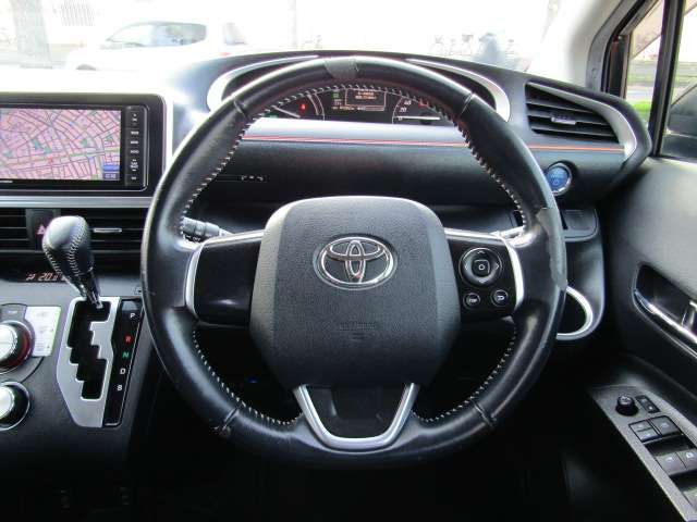 Toyota SIENTA 2016-01 180278-14