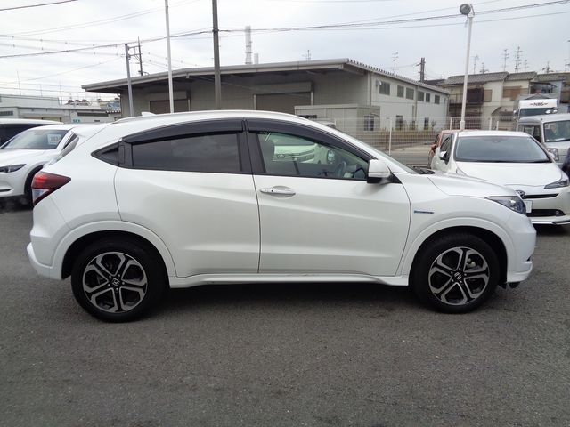 Honda VEZEL 2016-01 180326-27