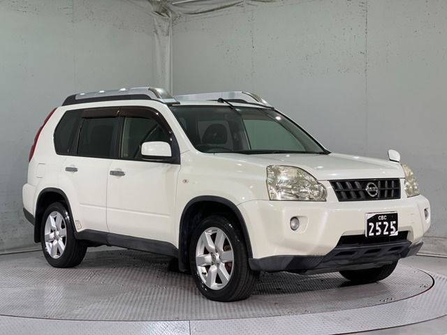 Nissan X-TRAIL 2010-03 180337-0