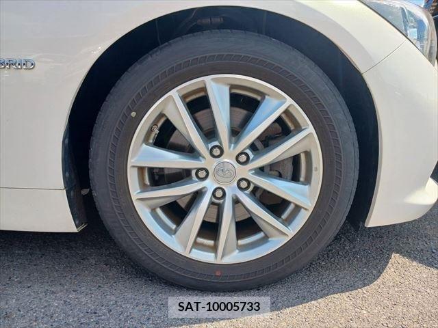 Nissan SKYLINE 2015-08 349424-10