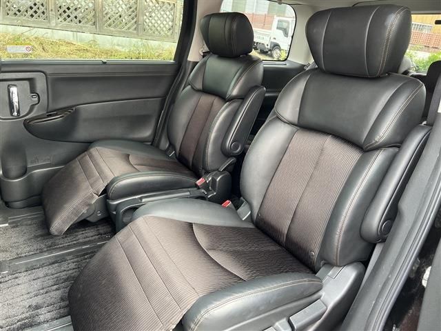 Nissan ELGRAND 2014-02 16368-19