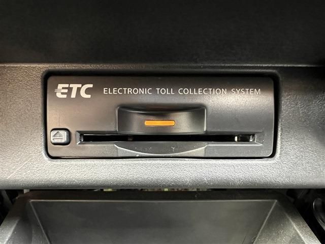 Nissan ELGRAND 2014-02 16368-15