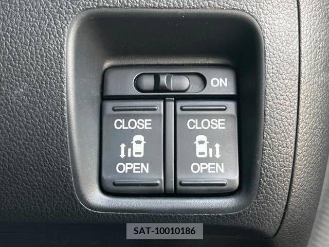 Honda N BOX 2013-09 256557-3