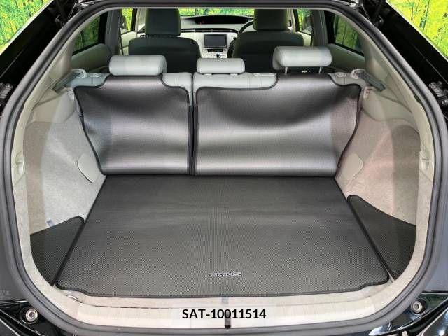Toyota PRIUS 2012-02 393387-10