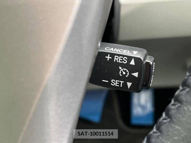 Toyota PRIUS 2012-02 393387-7