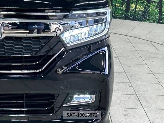Honda N BOX CUSTOM 2019-02 239141-12