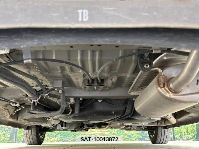 Honda N BOX CUSTOM 2019-02 239141-19