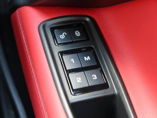 Jaguar XE 2018-12 20018-10