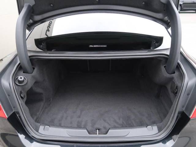 Jaguar XE 2018-12 20018-17
