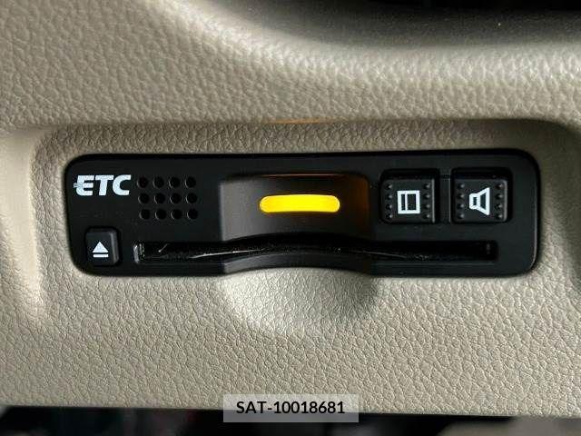 Honda N BOX SLASH 2017-04 210751-7