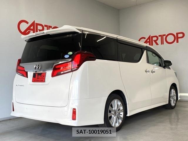 Toyota ALPHARD 2019-09 388988-3