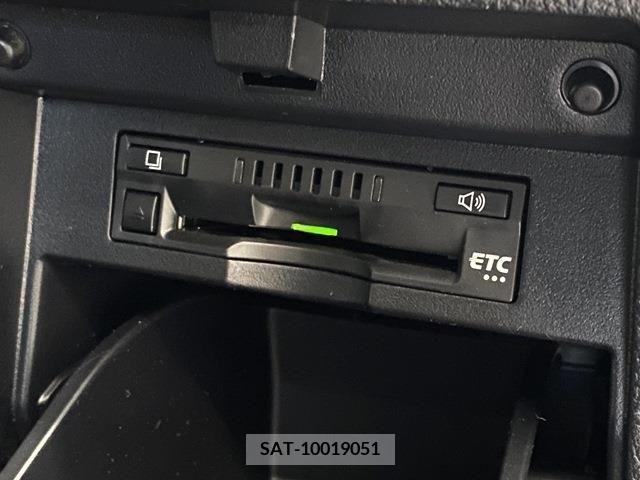 Toyota ALPHARD 2019-09 388988-16