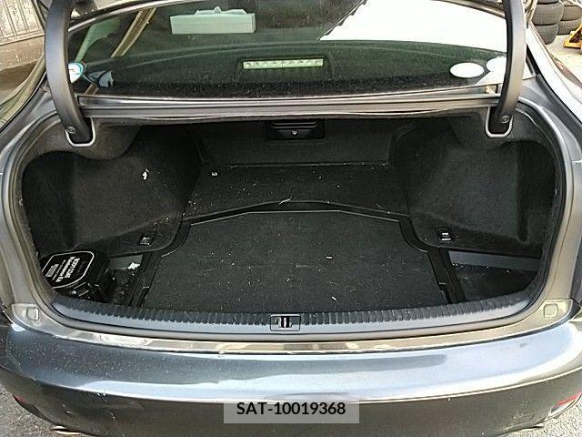 Lexus IS 2011-08 304441-13