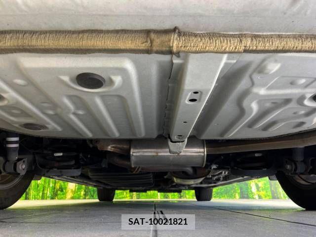 Toyota VOXY 2019-01 321600-19