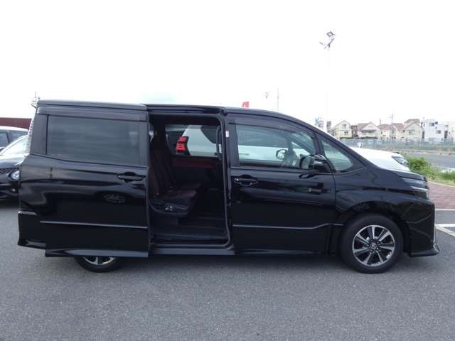 Toyota VOXY 2019-01 22546-5
