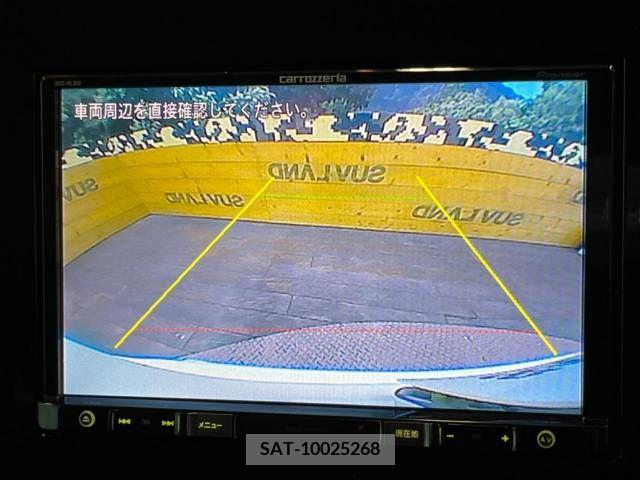 Nissan SERENA 2017-06 251057-5