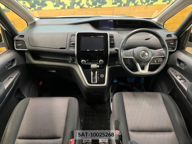 Nissan SERENA 2017-06 251057-1