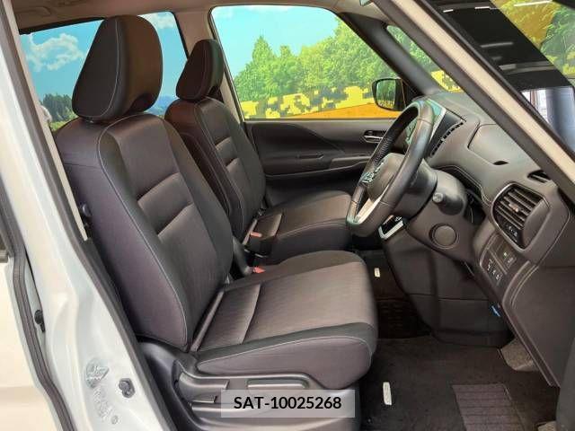 Nissan SERENA 2017-06 251057-8