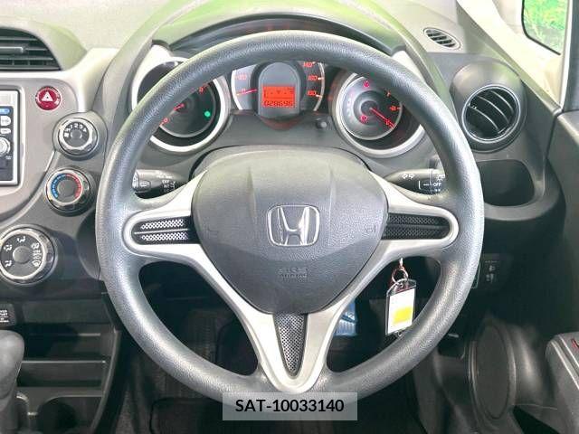 Honda FIT 2011-10 303299-11