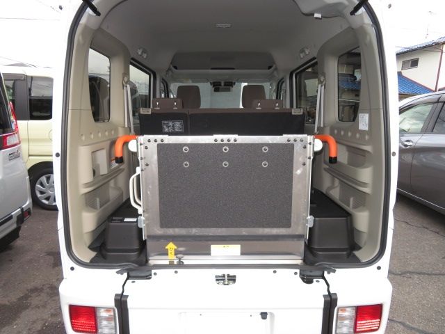 Nissan CLIPPER RIO 2022-08 29122-3