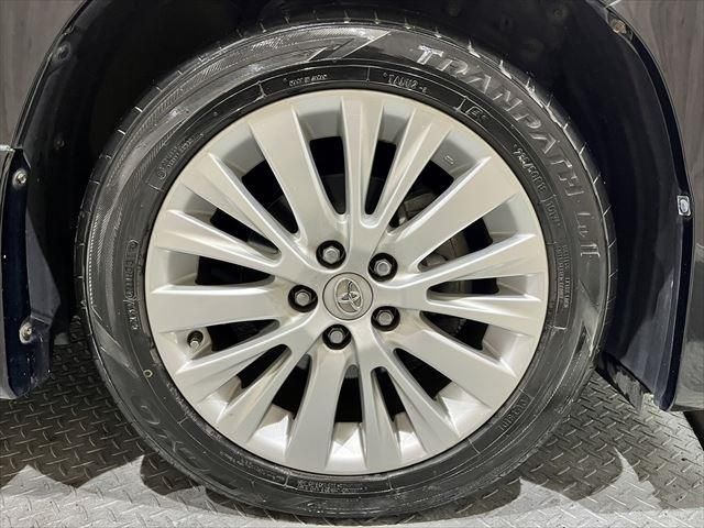 Toyota VELLFIRE 2012-11 180867-16