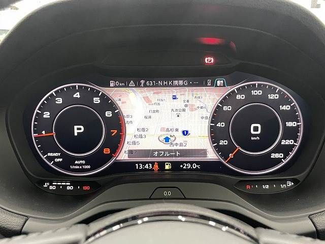 Audi Q2 2019-01 21232-5