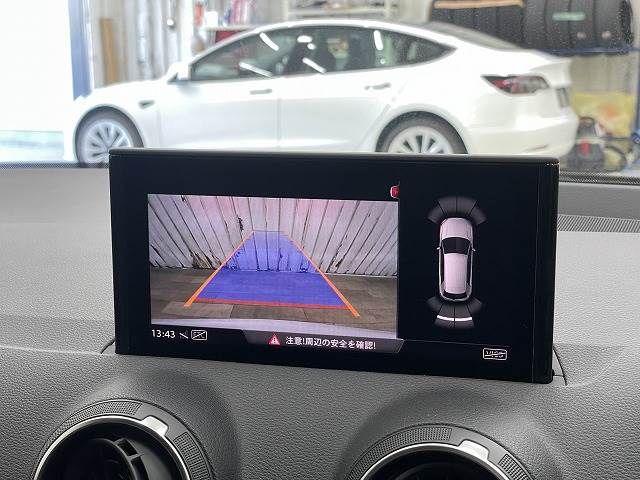 Audi Q2 2019-01 21232-4