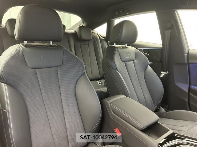 Audi A5 2023-09 261131-13