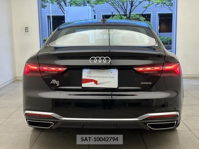 Audi A5 2023-09 261131-3